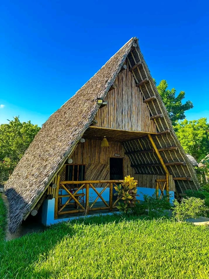 Commercial resort makuti roofing project